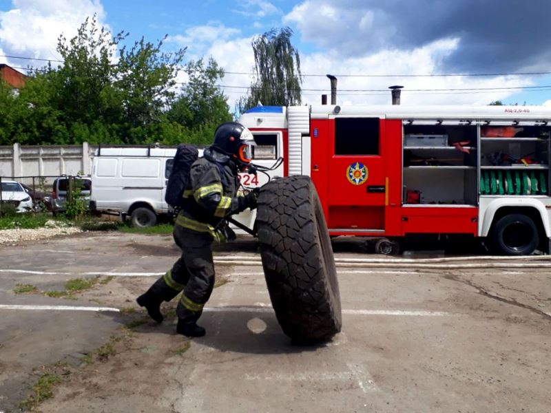 В территориальном управлении №11 ГКУ МО «Мособлпожспас» выбрали лучшего пожарного и лучшего командира отделения
