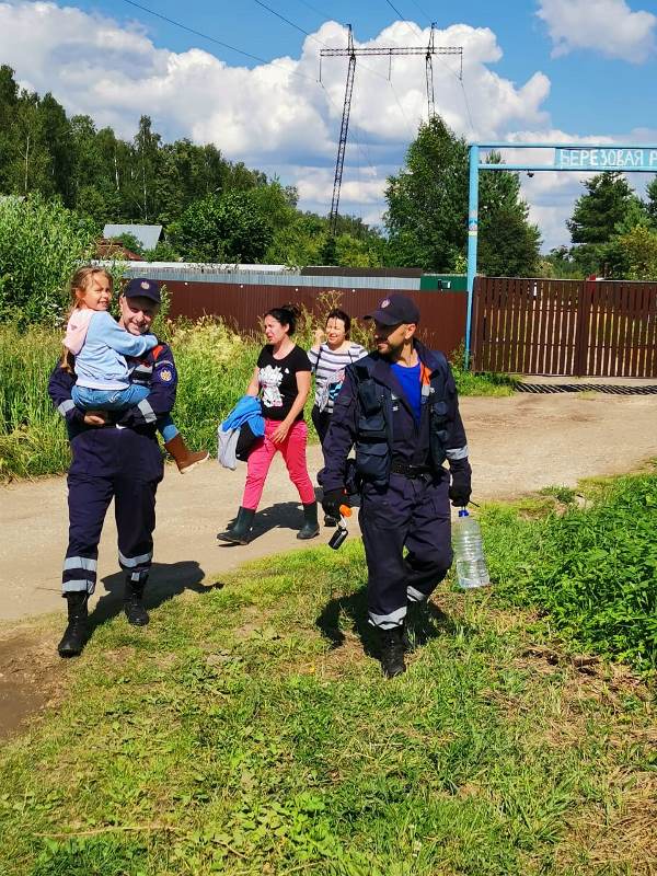 Гку отзывы. Дети потерялись в Ногинском районе. Мособлпожспас девушки. ПСО 8 Ногинск. Поисково спасательный отряд Ногинск про молодежь.